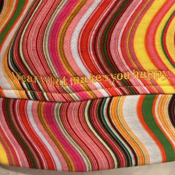 TEREZ Crop Sweatshirt - Picture 4 of 8